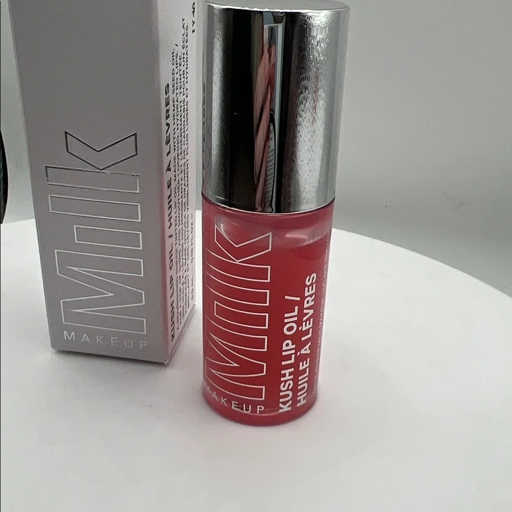 Milk Makeup Kush Lip Oil in Dream Machine